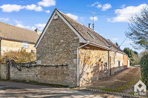 Photo 32- click for photo gallery